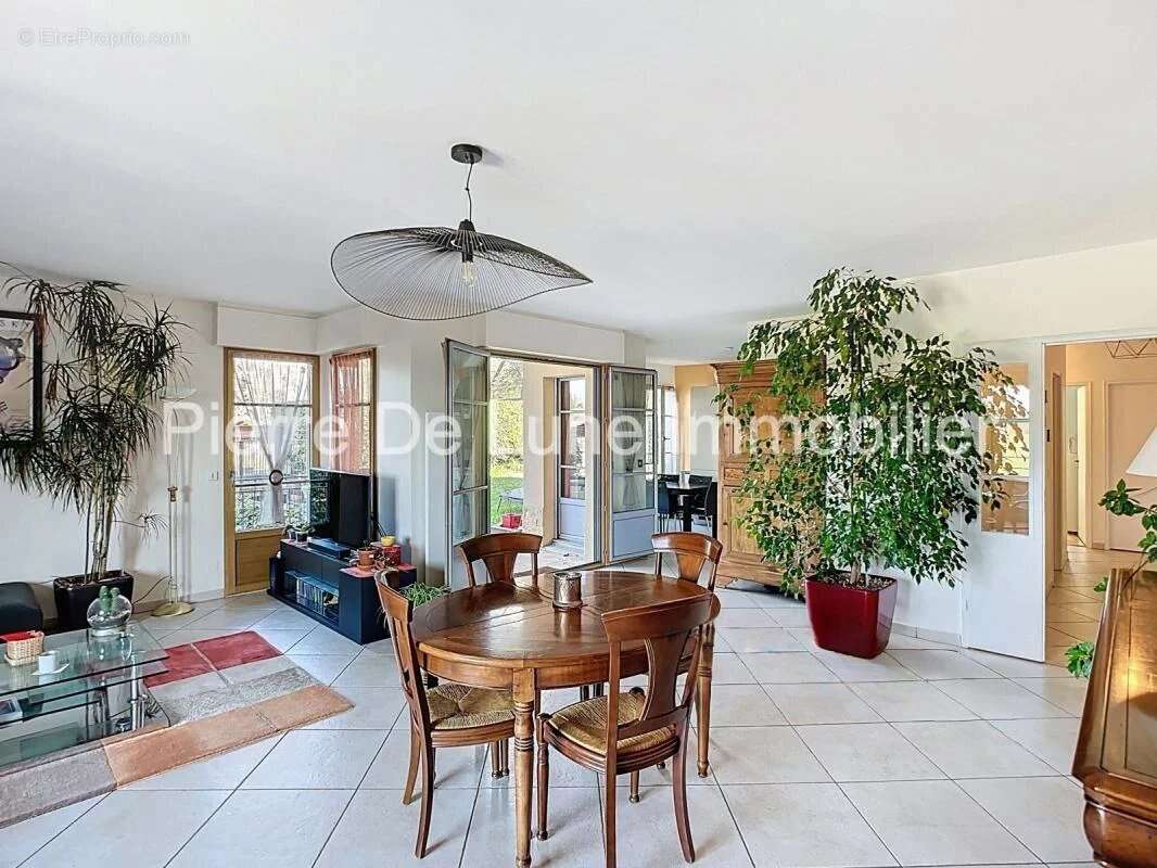 Appartement à SAINT-DIDIER-AU-MONT-D'OR