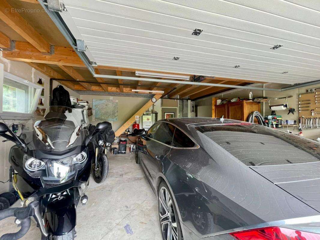 Maison à CHINDRIEUX