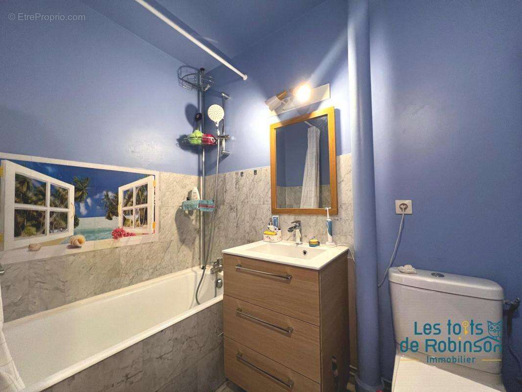 Appartement à FRESNES