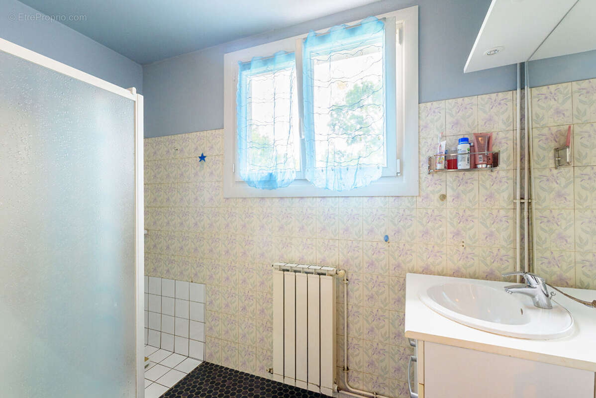 Maison 8 pièce(s) 237 m2 - photo 6