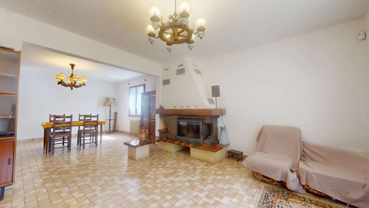 Maison à LES PAVILLONS-SOUS-BOIS