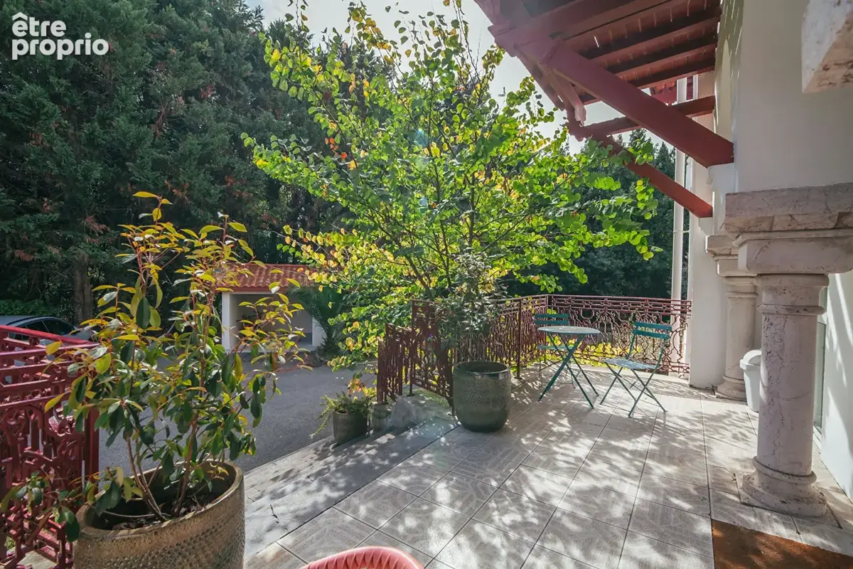 Appartement N°6 Acotz / Lafitenia  Terrasse, piscine et parking - photo 10