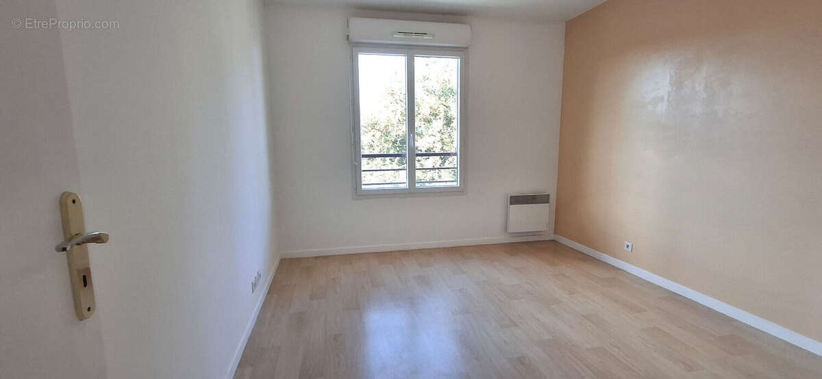 Appartement à VIGNEUX-SUR-SEINE