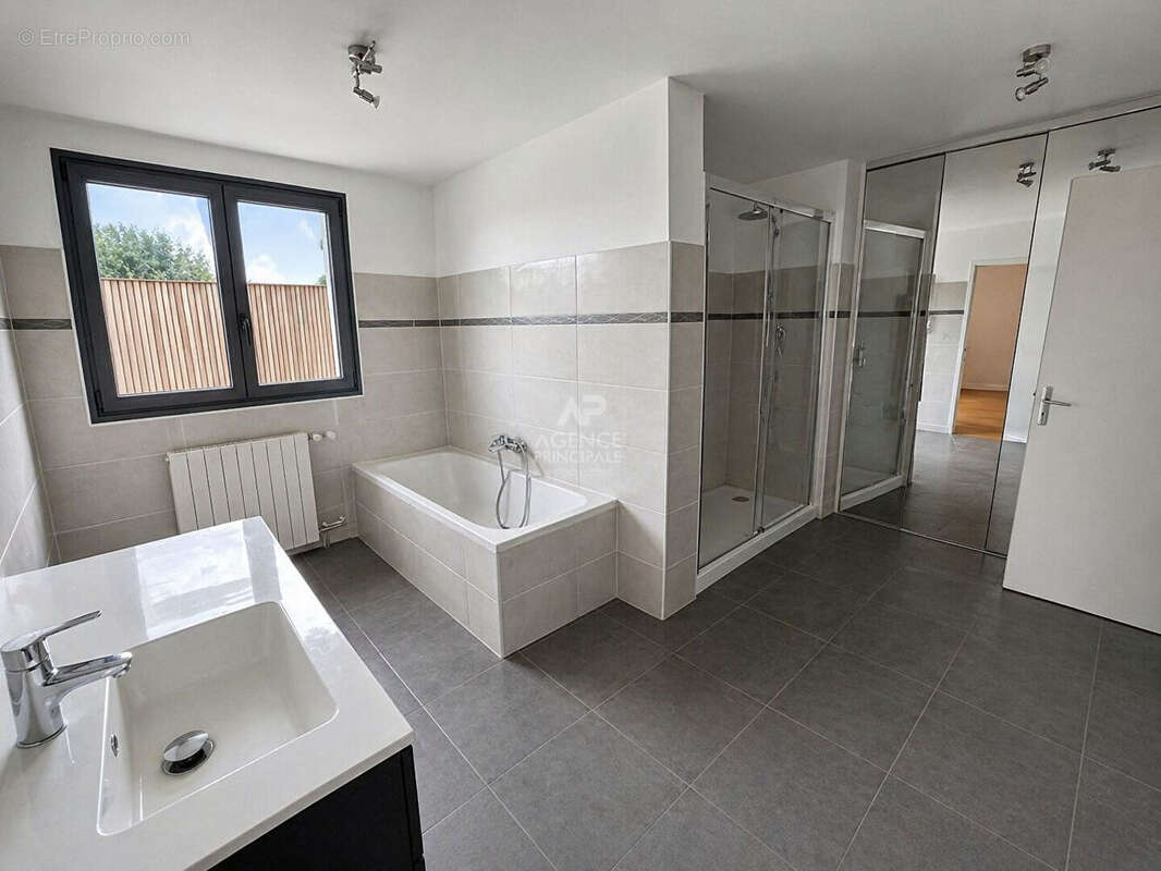 Maison Triel Sur Seine 6 pièce(s) 179 m2 - photo 8