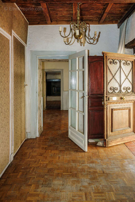 Maison à SAUVETERRE