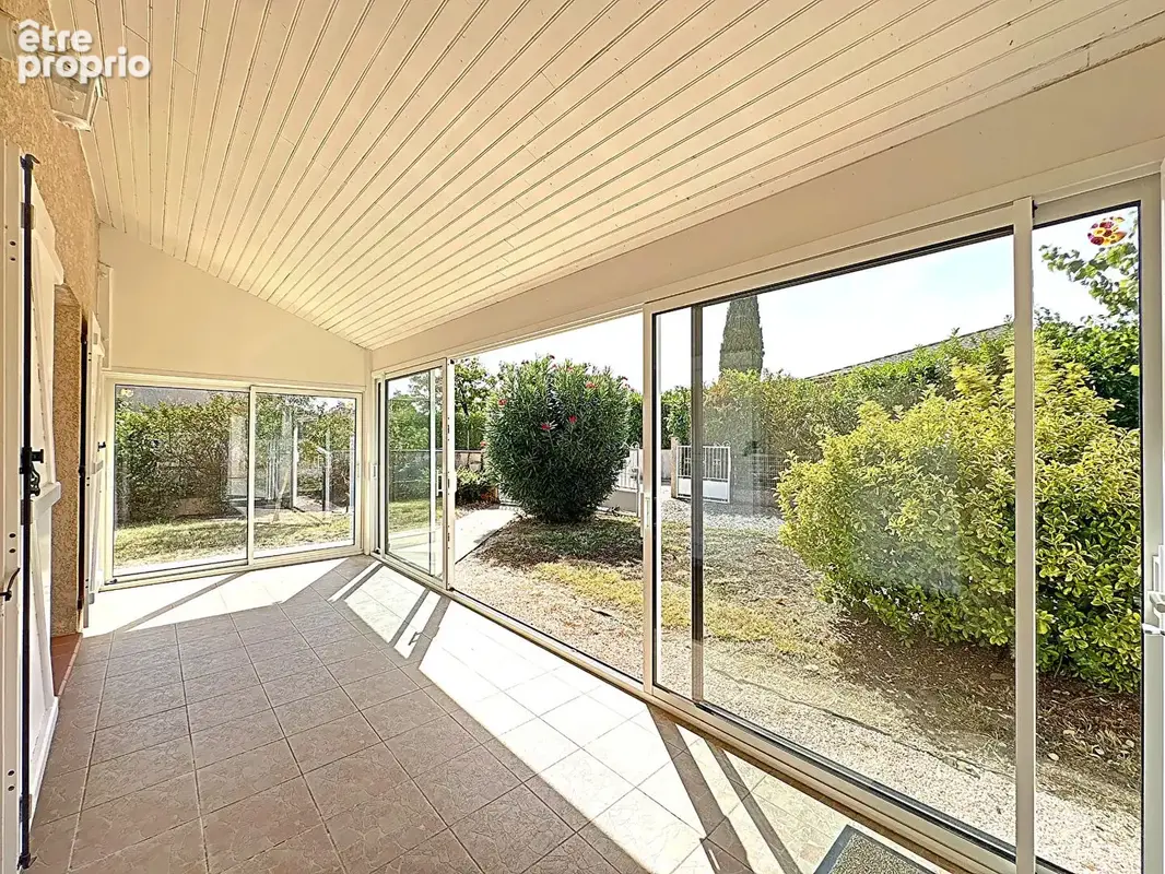 LAGARDELLE-SUR-LEZE - Agréable MAISON T4 de Plain-Pied, avec Véranda, Garage et Jardin au calme - photo 16