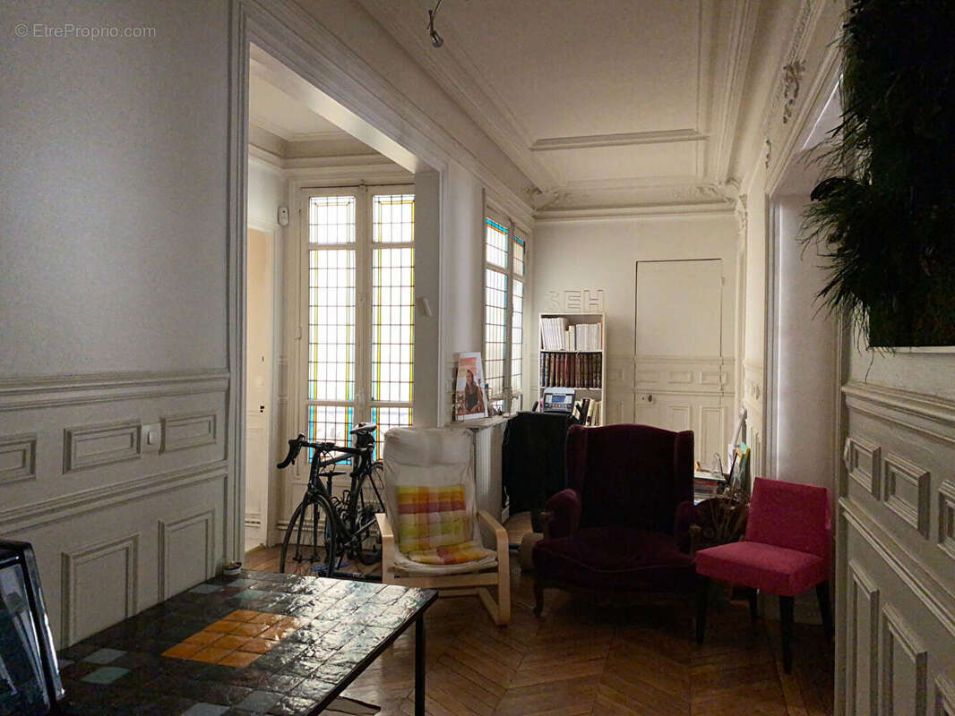 Appartement à PARIS-12E