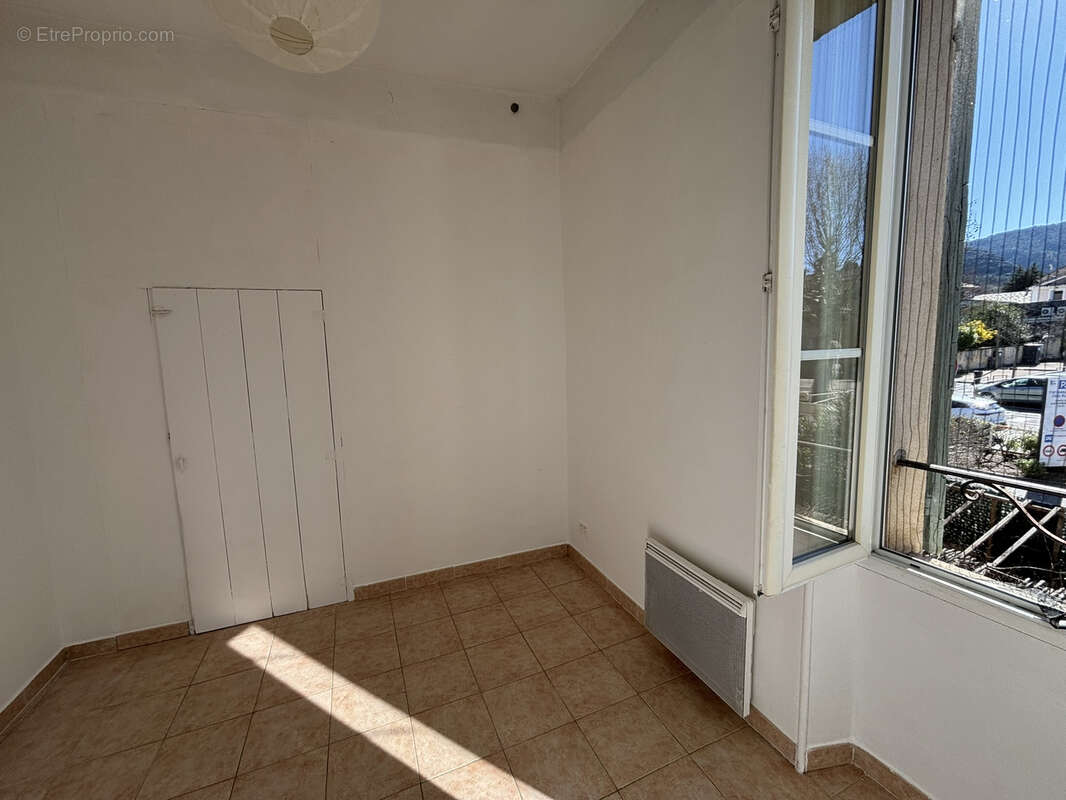 Maison à MALAUCENE