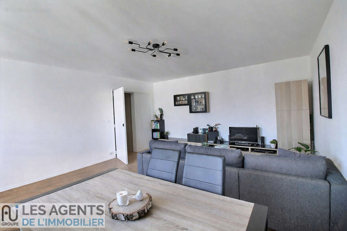 Appartement à PUTEAUX