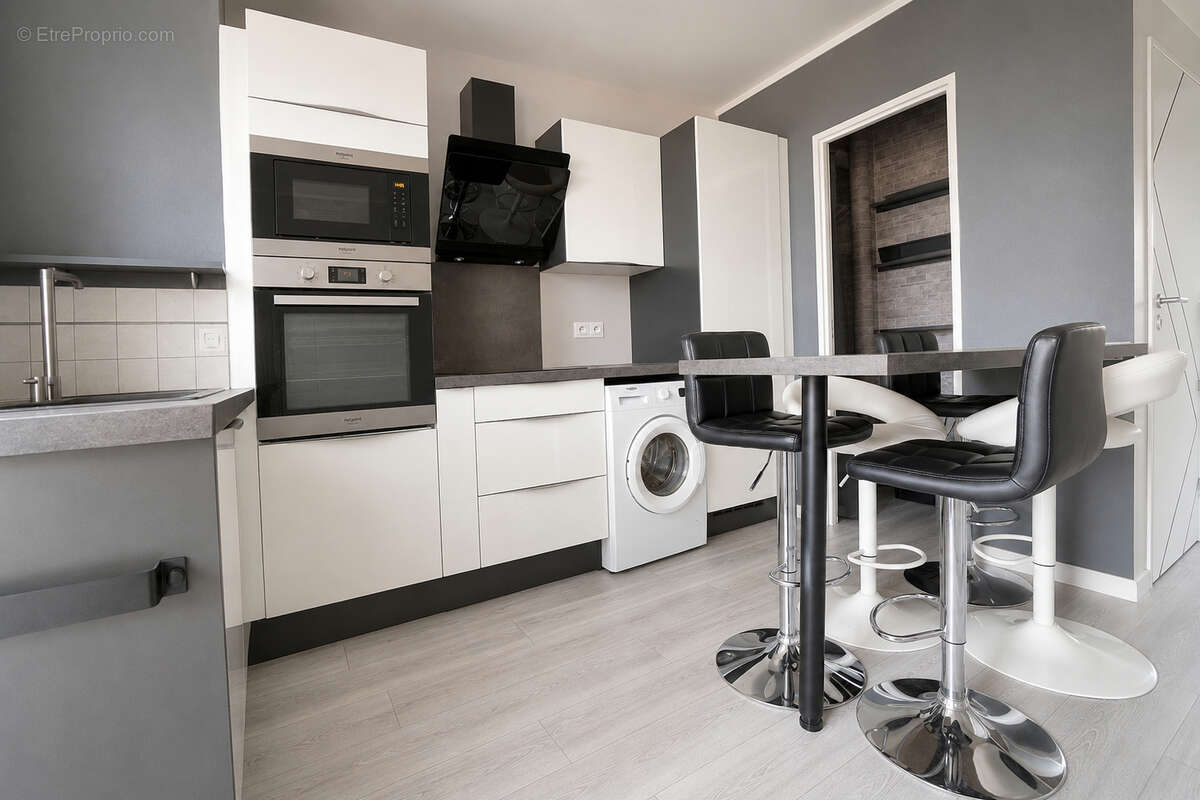 Appartement Le Mans 4 pièce(s) 77 m2 + Balcon + Parking - photo 2