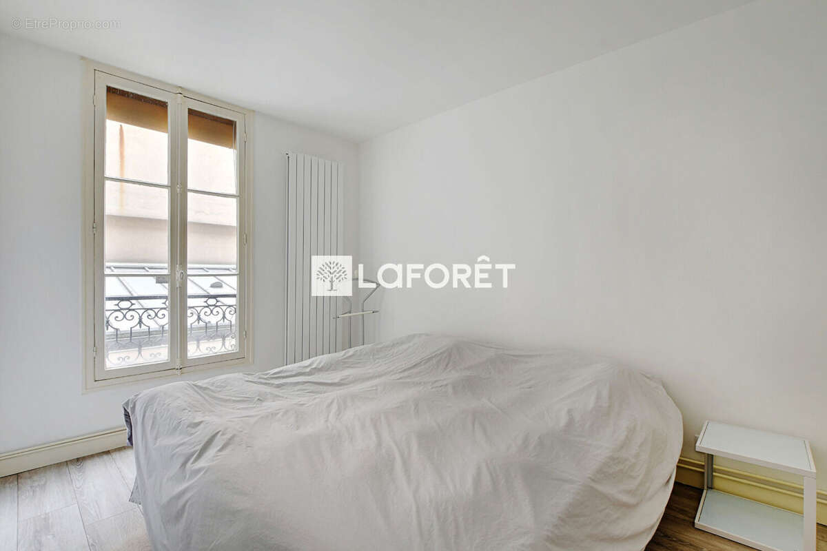 Appartement à PARIS-20E