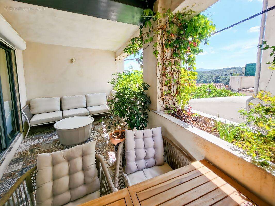 Appartement à CABRIES