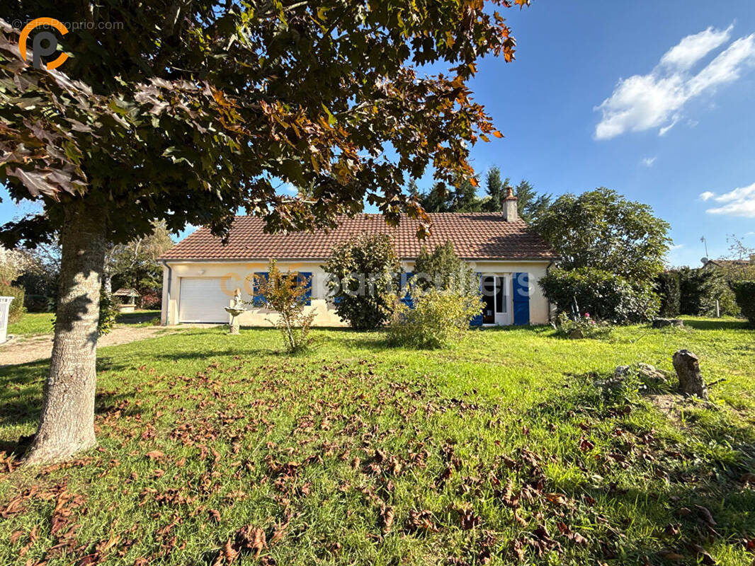 Maison à SAINT-AMAND-MONTROND