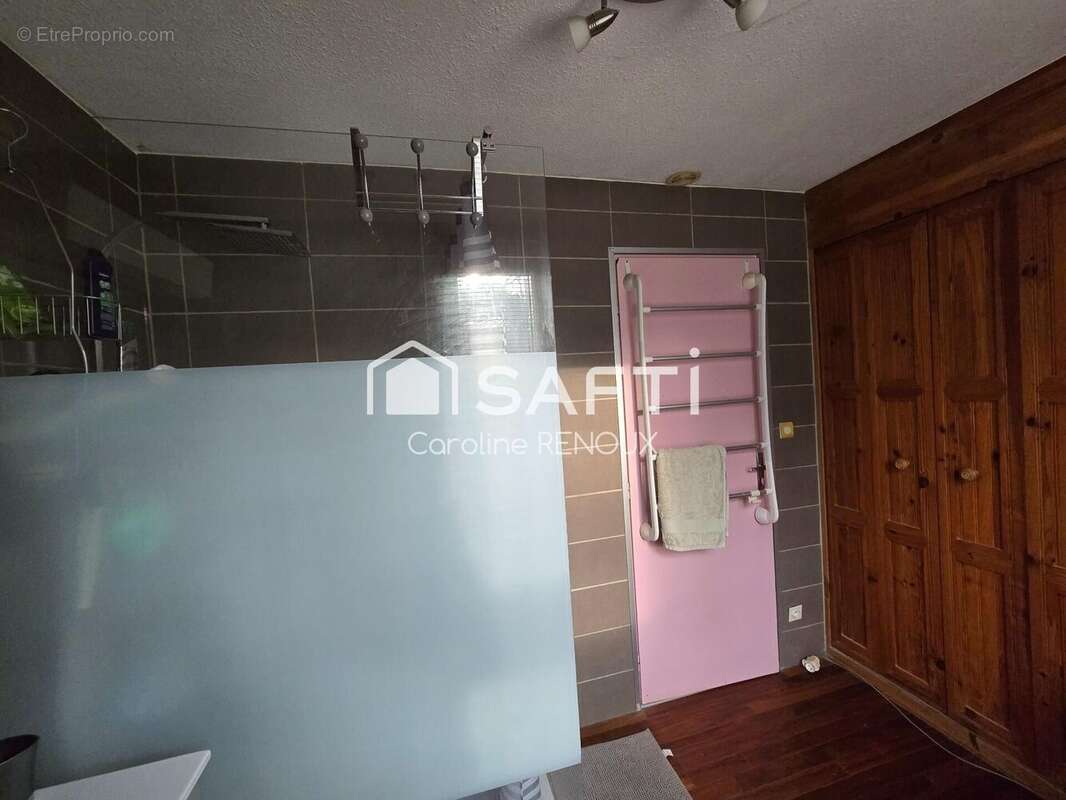 Photo 5 - Maison à LA ROQUE-D&#039;ANTHERON