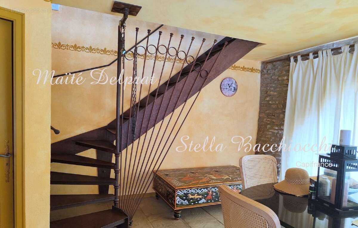 Châteauneuf-de-gadagne – propriété d’exception avec gîtes, piscine & vue panoramique (84) - photo 8