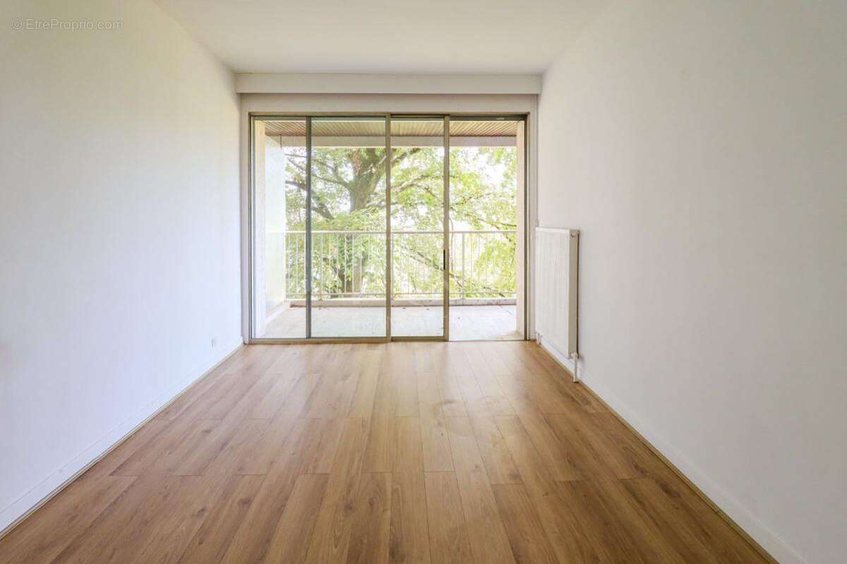 Appartement à SAINTE-FOY-LES-LYON