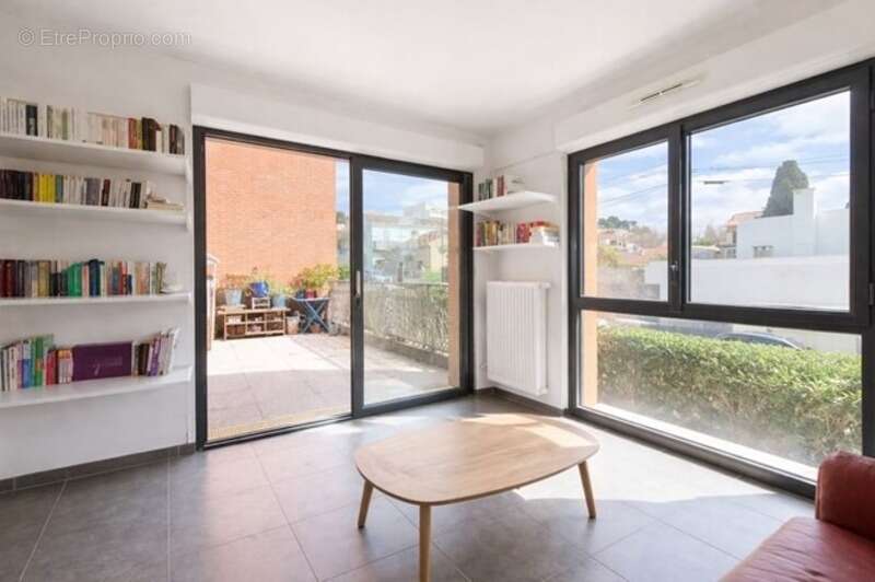 Appartement à MARSEILLE-16E