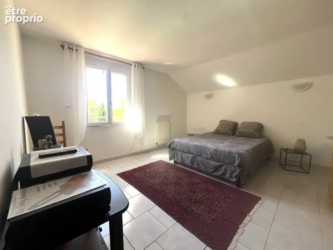 Gardanne maison familiale de 218 m2 au calme sur 3535 m3 de terrain - photo 15