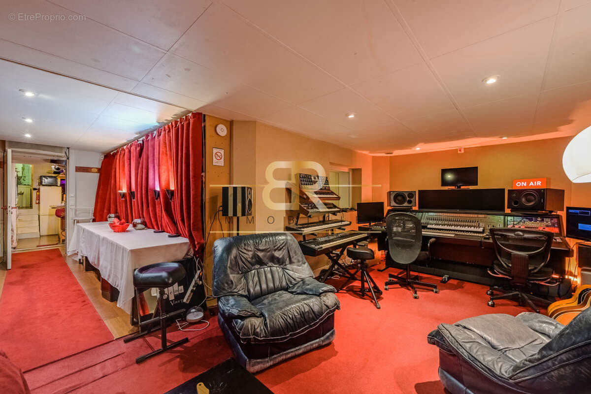 Studio d’enregistrement / 141 m2 en souplex / Usage mixte - photo 4