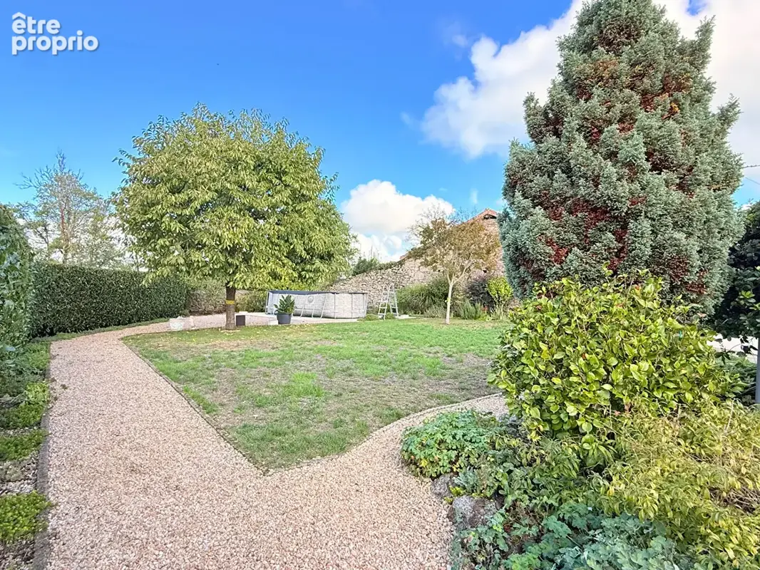 Une maison à partager, chacun chez soi : quatre chambres et deux espaces de vie avec accès et jardins privatifs - photo 20