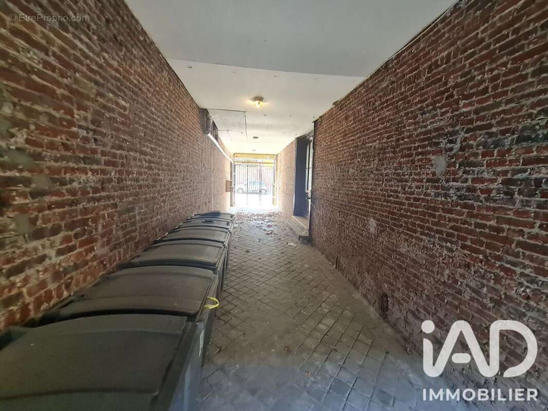 Appartement 400 m² à Armentieres  - photo 3