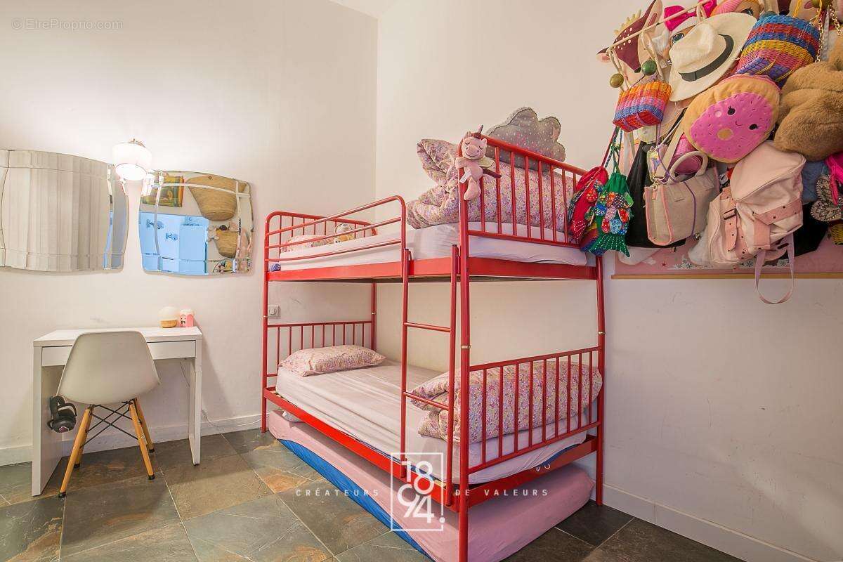 Appartement à MARSEILLE-7E