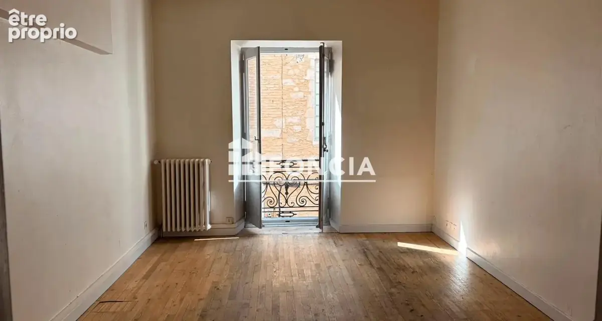 Appartement T4, environ 69 m2, centre de Cahors - photo 3