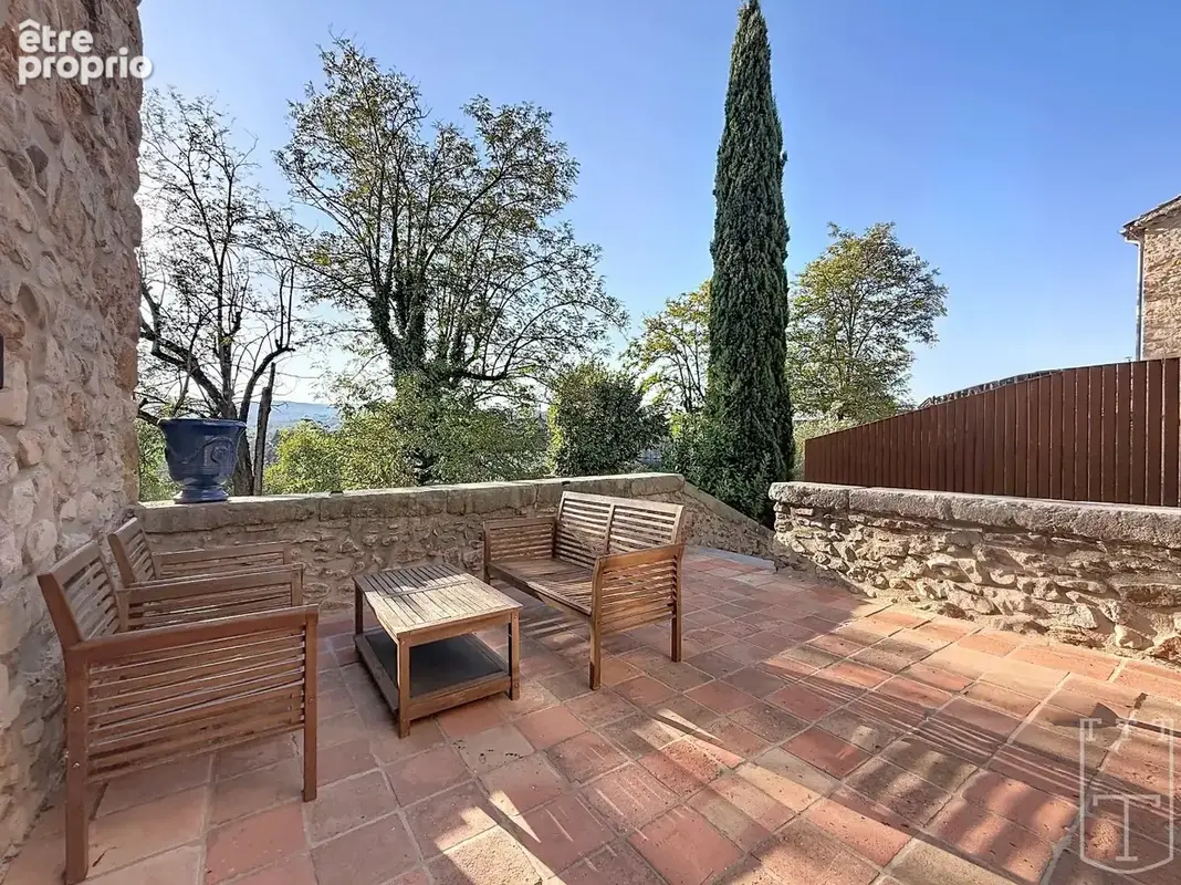Maison de caractère au coeur du village - photo 3