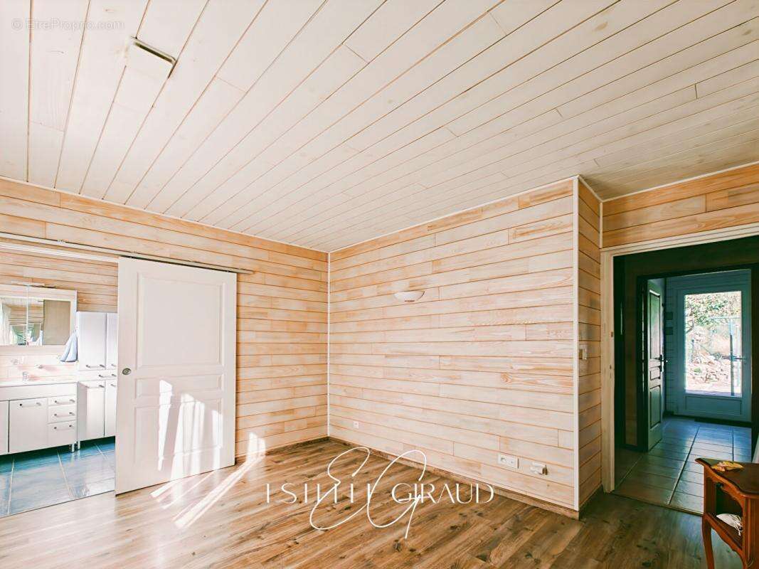 Maison à VILLENEUVE-MINERVOIS