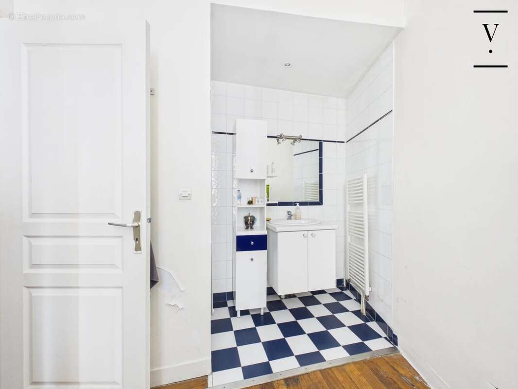 Paris IIIe - Quartier des Enfants Rouges - 3P - Etage élevé avec ascenseur - photo 6