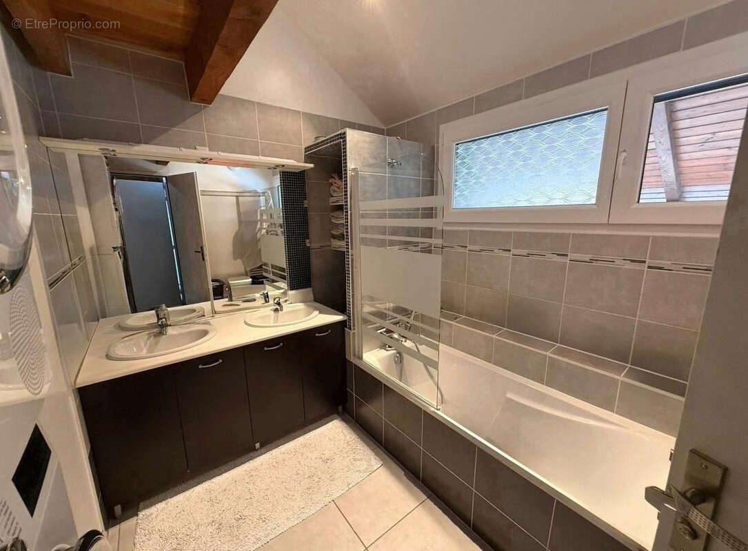 Appartement à CHEVRIER