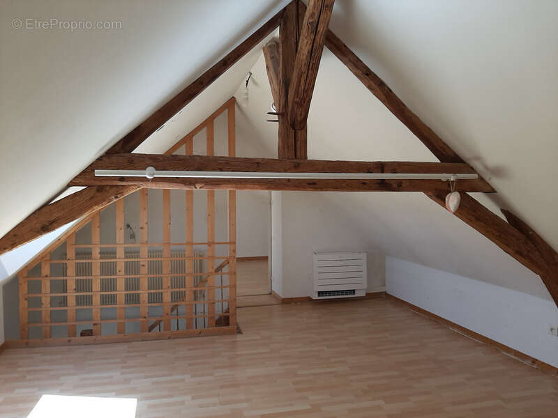 Maison à GUEUGNON