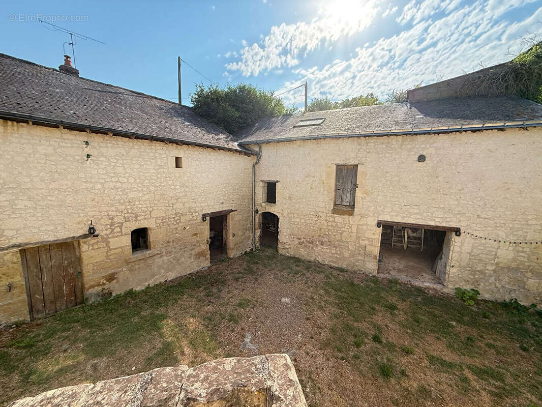 Maison Doué en anjou 4 pièce(s) 139 m2 - photo 5