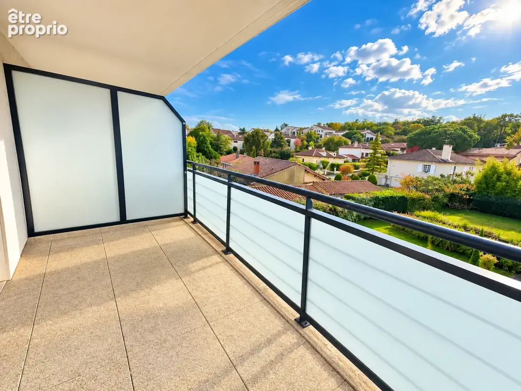 Appartement à RAMONVILLE-SAINT-AGNE