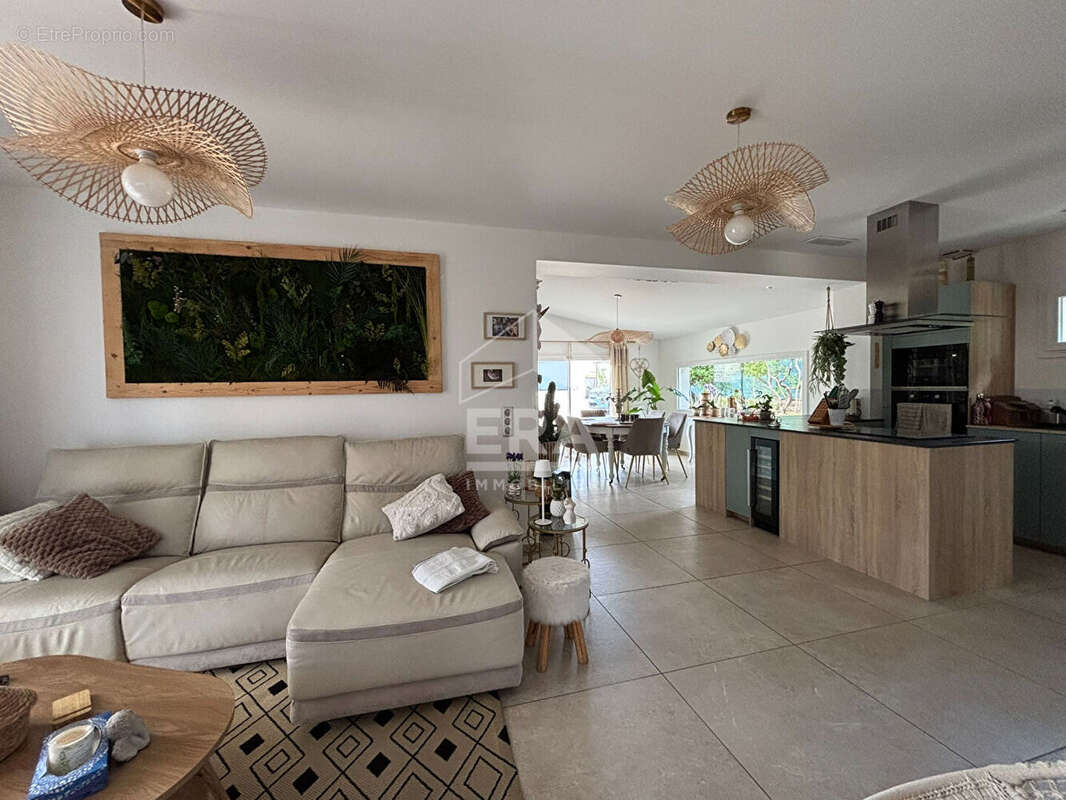 Maison à FREJUS