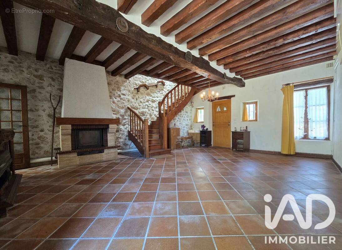 Photo 1 - Maison à VOULX