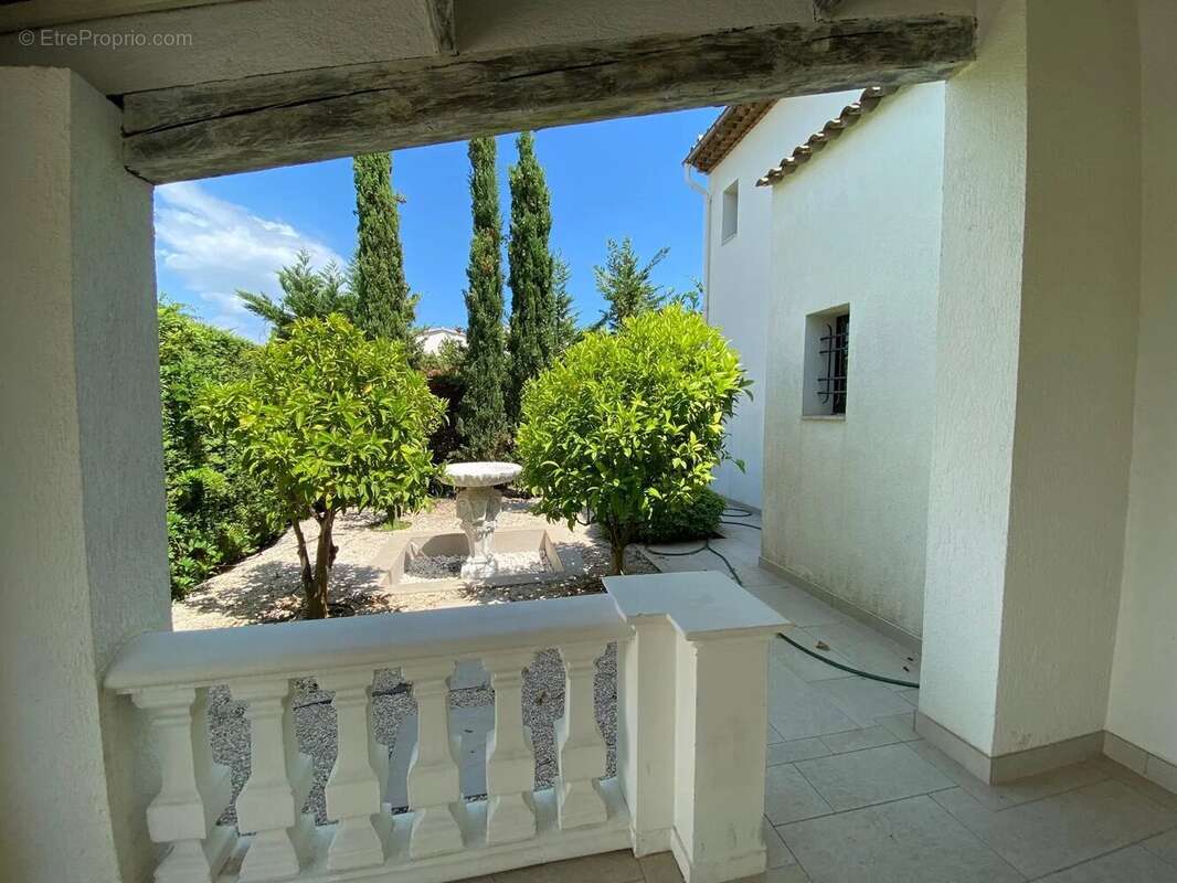 Maison à VILLENEUVE-LOUBET