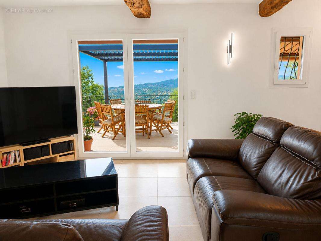 Maison à SPERACEDES