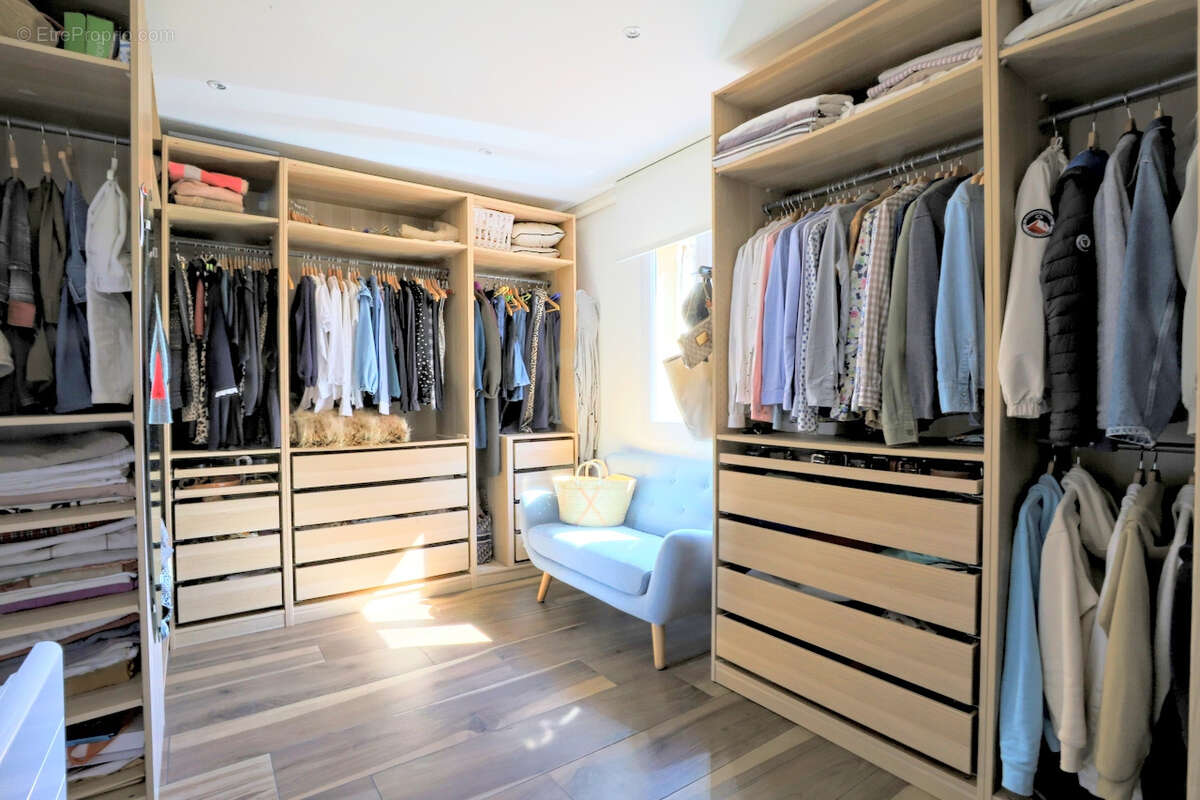 Maison à SIX-FOURS-LES-PLAGES