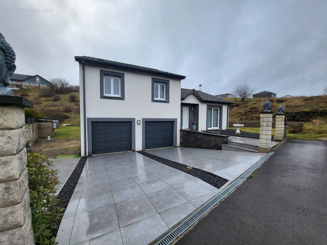 Maison à HUSSIGNY-GODBRANGE