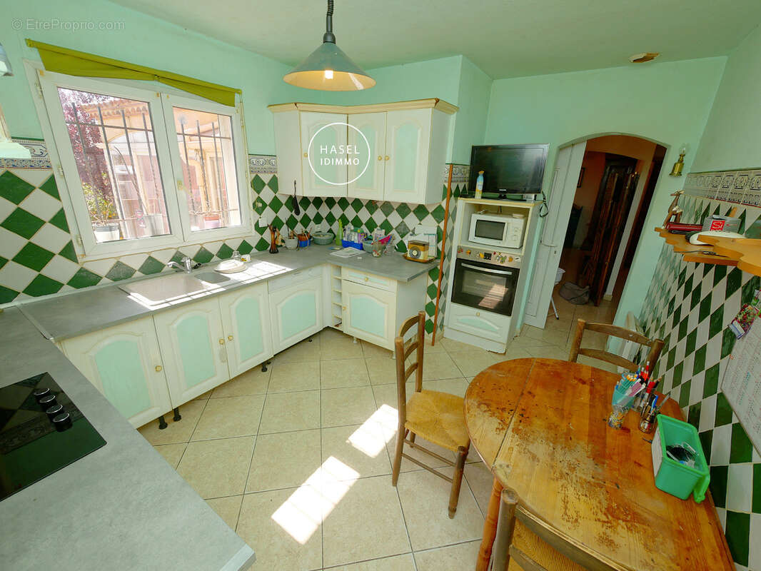 Maison à POMEROLS