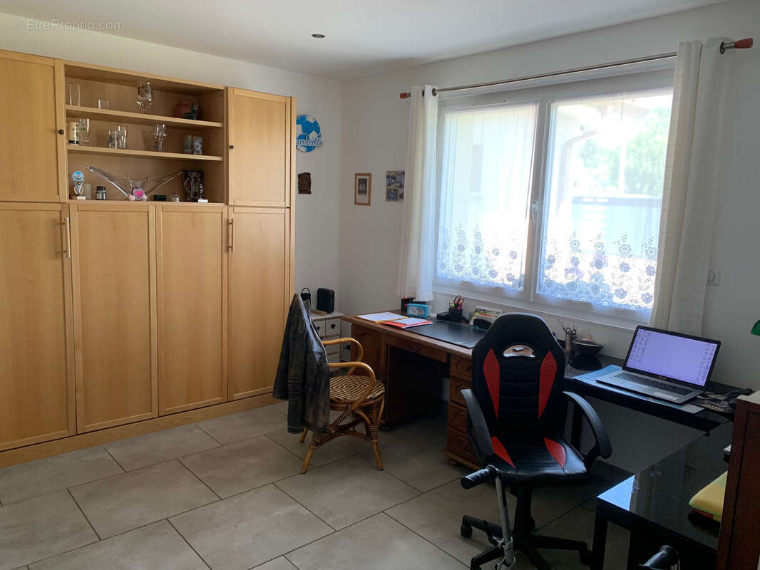 Maison à XERMAMENIL