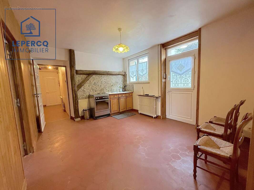 Maison à NANTEUIL-LE-HAUDOUIN