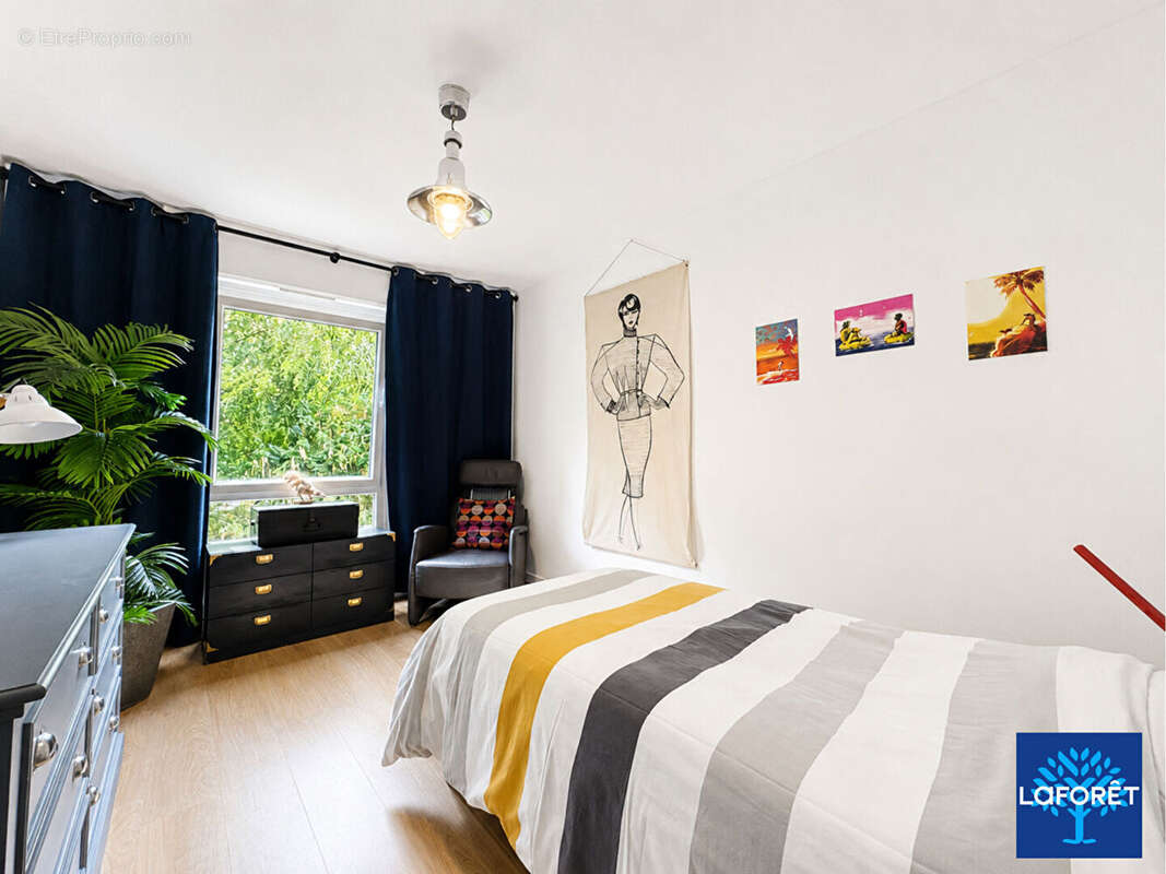 Appartement 3 pièces  95 m² , Résidence Marin la Meslée,  À deux pas du parc de la Rhonelle - photo 7