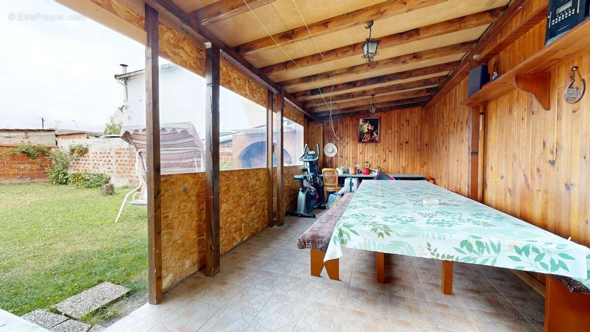 Maison à LE BLANC-MESNIL