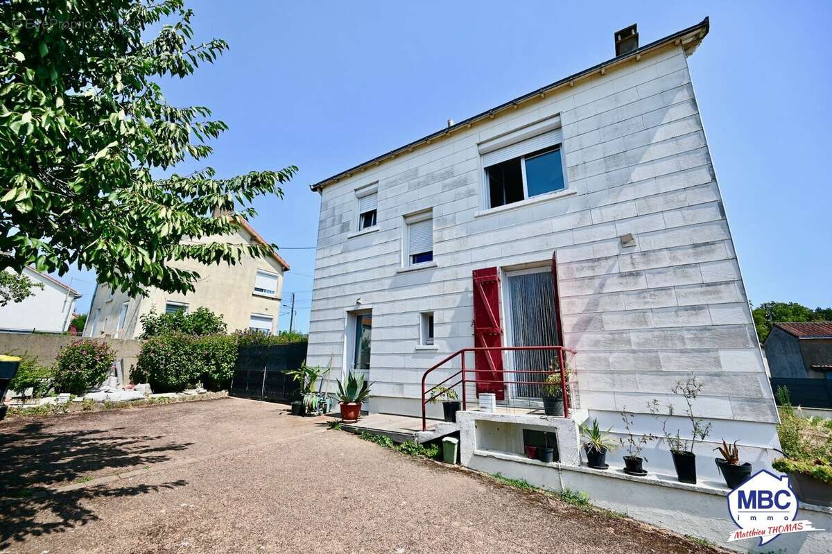 Maison à SAINT-GERMAIN-SUR-MOINE