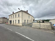 Appartement à LAGUPIE