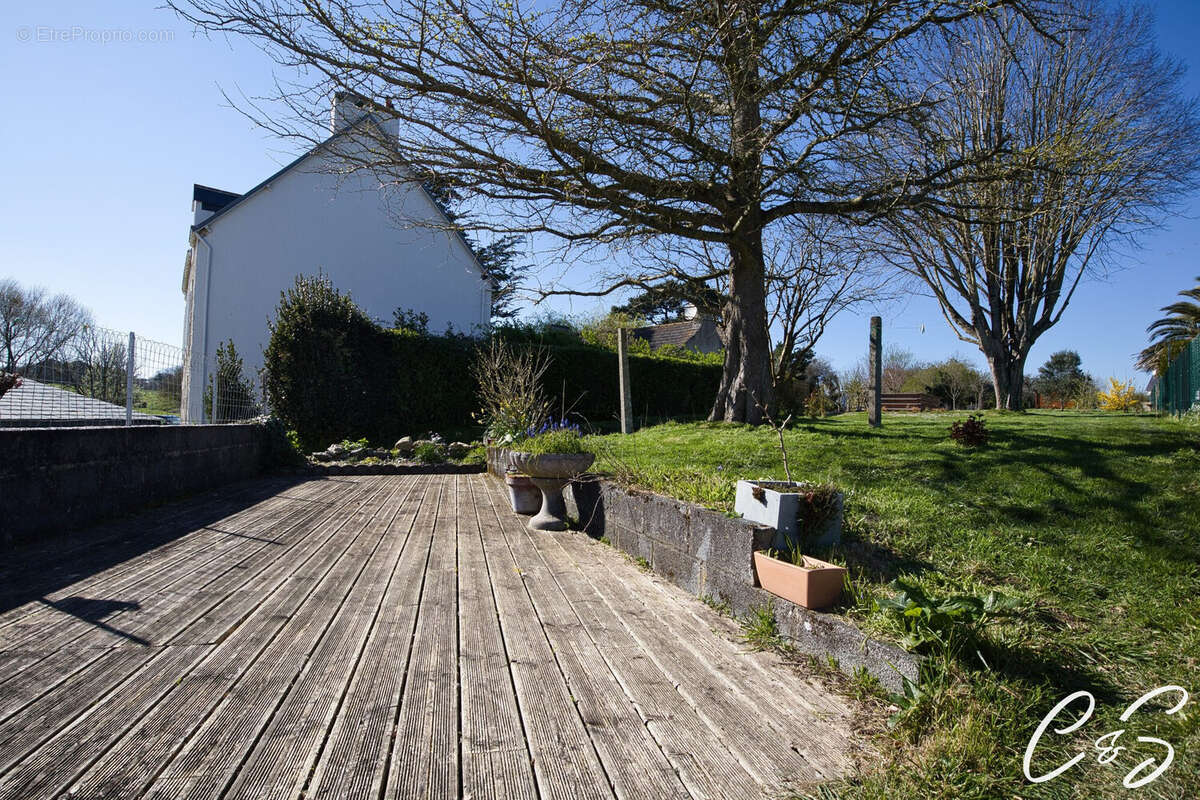 Maison à SAINT-JEAN-TROLIMON
