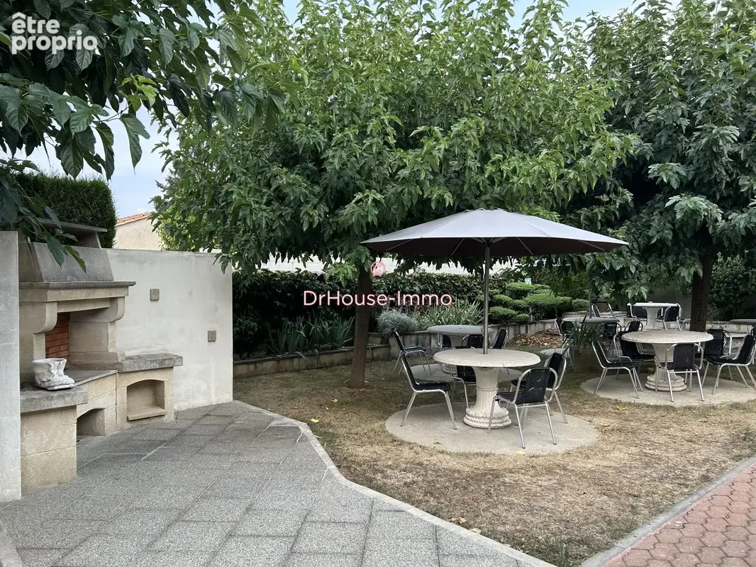 Commerce 527 m² à vendre à Angouleme (16000) - photo 4