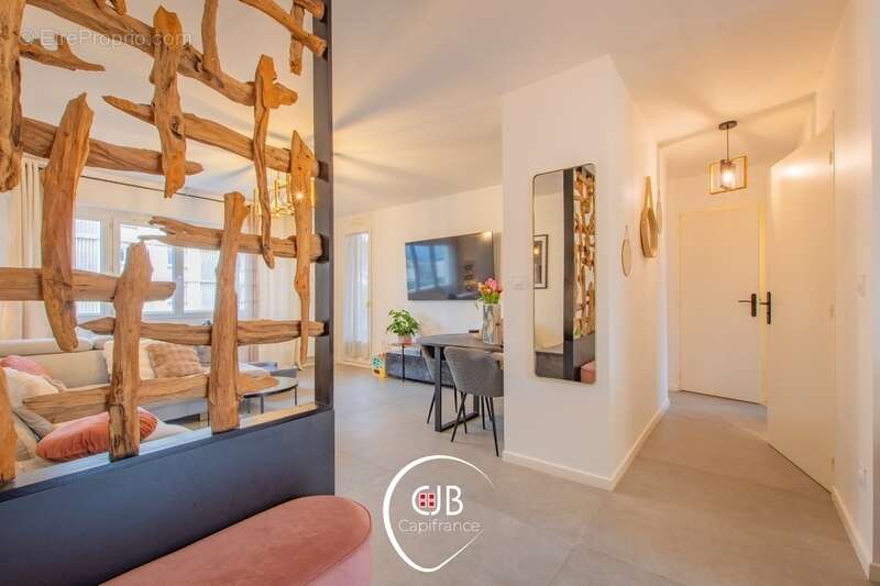 Appartement à BARBERAZ